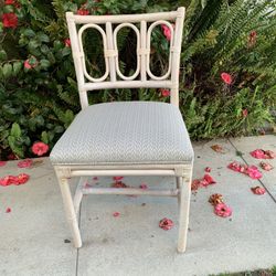 Vintage Desk Or Accent Chair $67.00