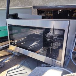 in cabinet microwave %q