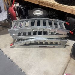 Folding Aluminum Ramps