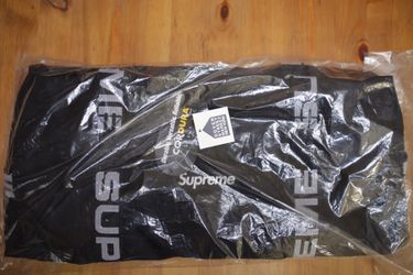 Supreme duffle bag ss18