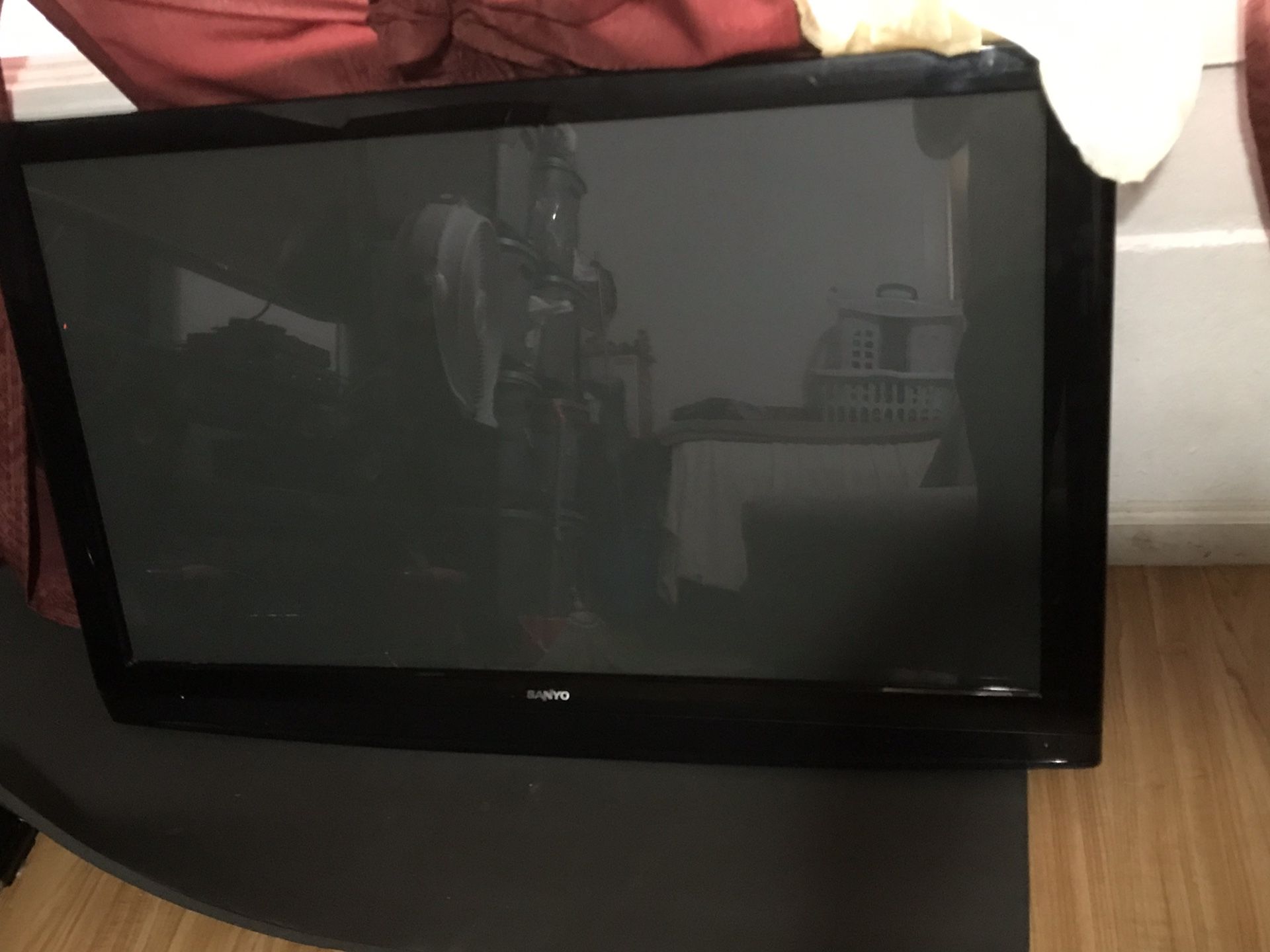 Sanyo 60 inch TV