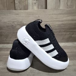 NEW Adidas Toddler Shoes Size 7K – Never Worn