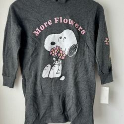 Snoopy Sweatshirt/Hoodie, Small 