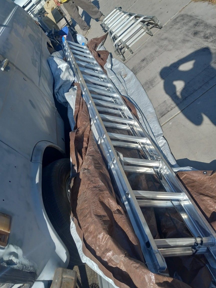 Werner 28ft Ladder 