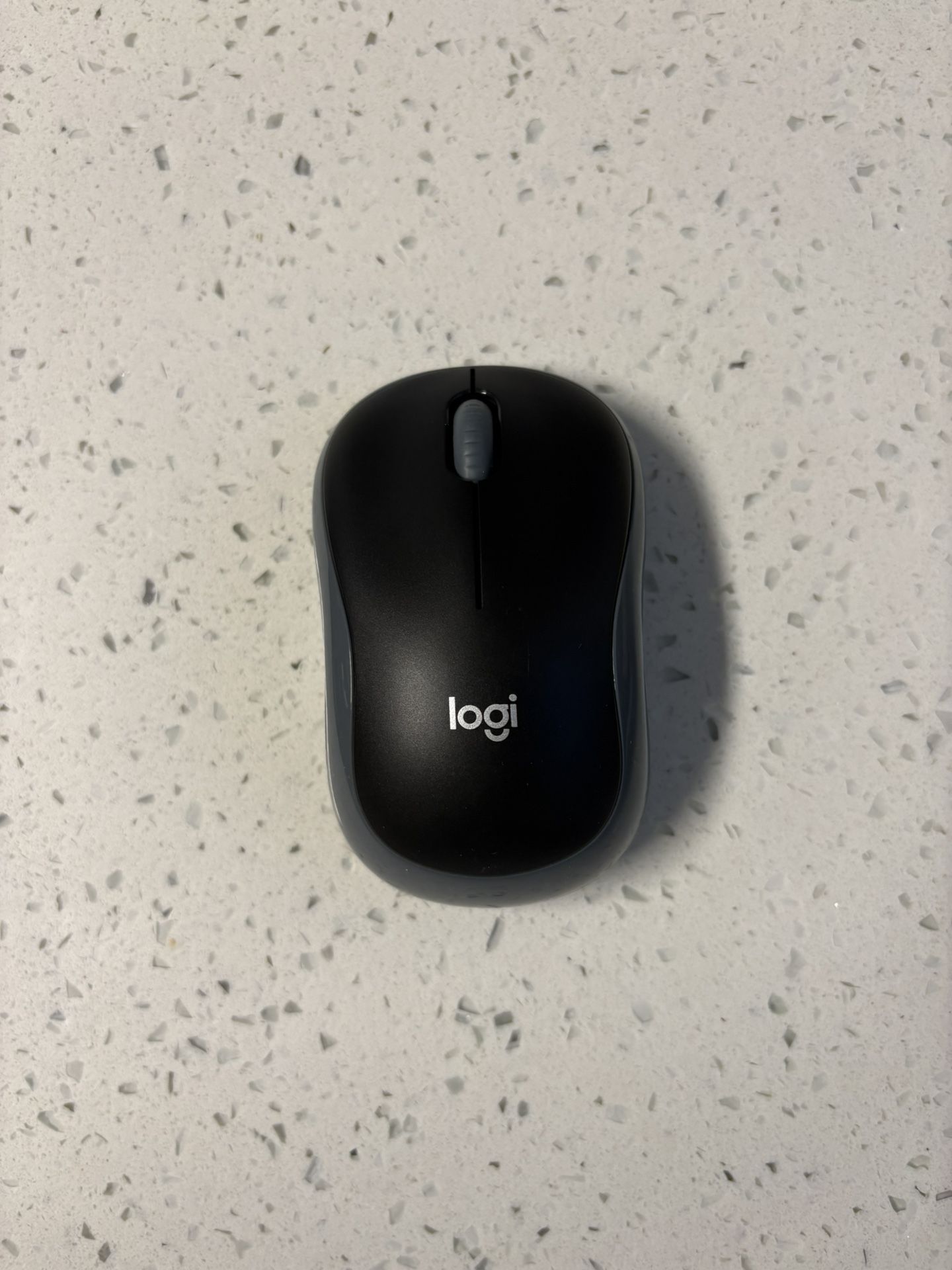 Logitech M185 Wireless Mouse w/ USB Dongle