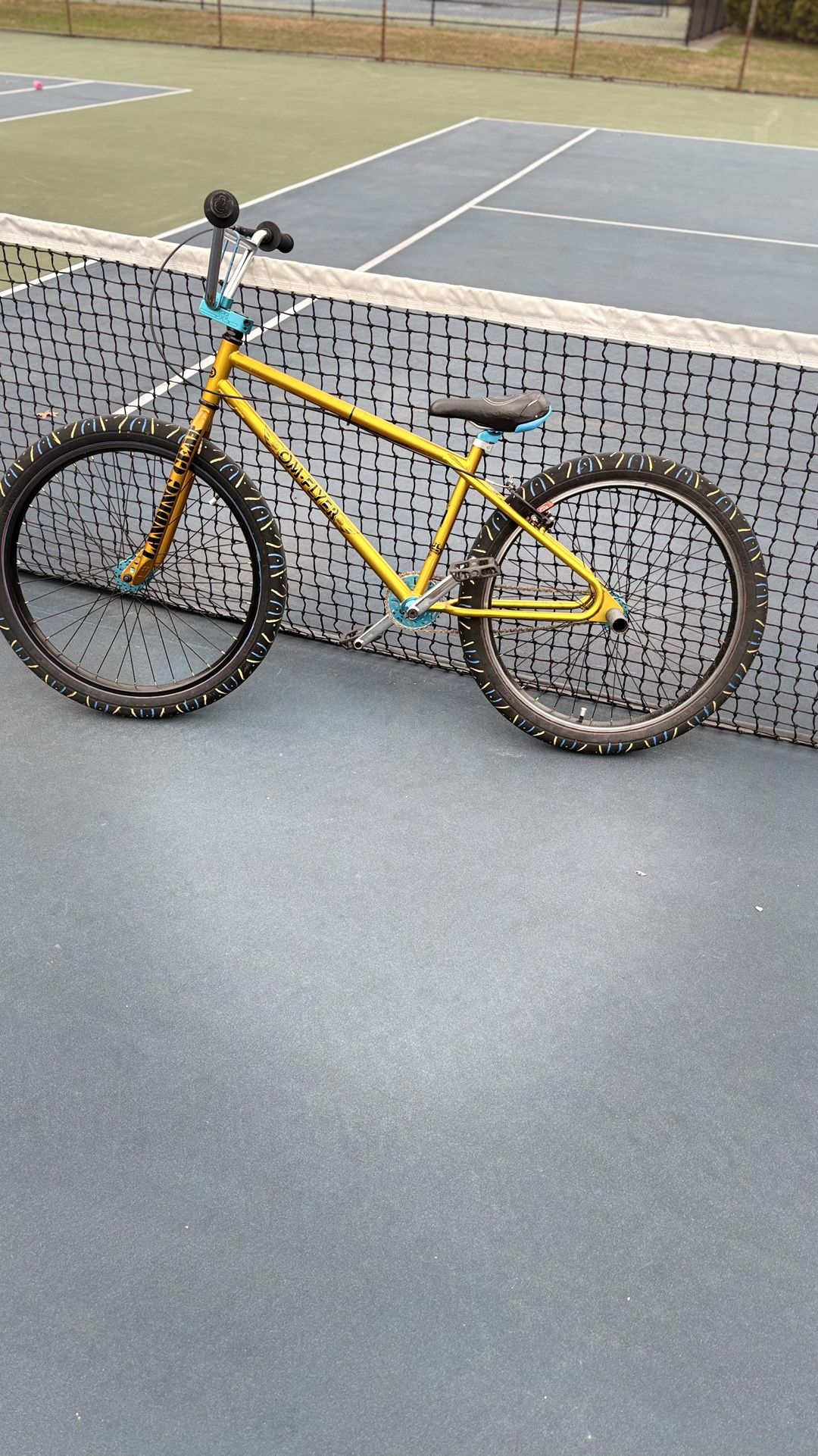 Om Flyer 26 Inch
