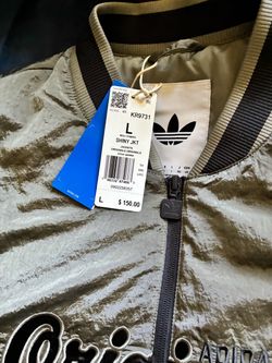 Adidas bomber jacket