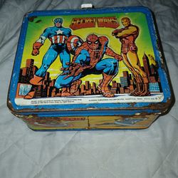 Vintage Secret Wars Lunch Box Metal Tin Avengers  Aladdin Spider-Man Hulk
