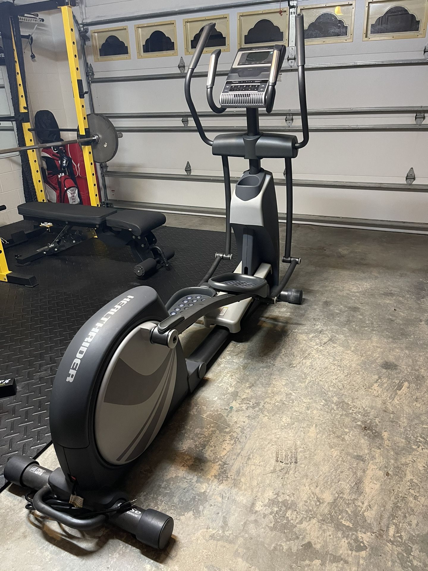 Heathrider H95e Elliptical for Sale in Orlando, FL OfferUp