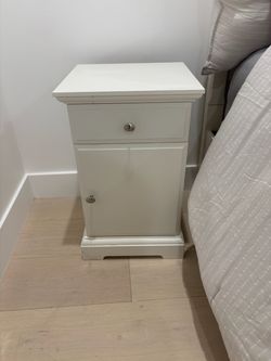 Wood white night stand