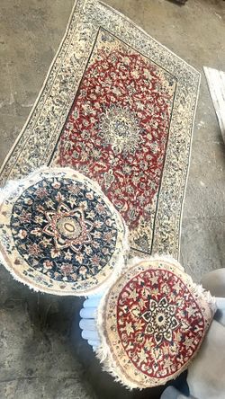 Persian Antique Rug With Two Matching Stool And Round Rugs 