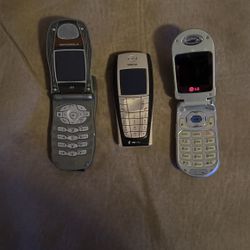Old School Phones For Collectors 