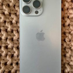iPhone 16 Pro Max Unlocked 256GB Natural Titanium