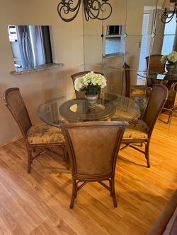 Round Glass Top Rattan Dining Table with 4 Chairs