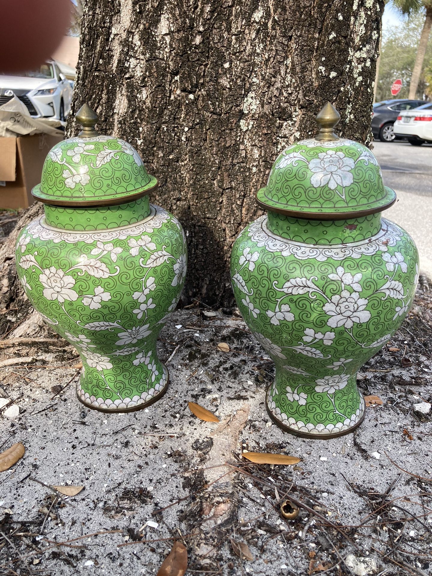 2 Asian Chinese Chinoiserie Cloisonné Ginger Jars. Green & White Enamel With Blue Interiors.  Beautiful Antiques Stamped CHINA. Good Condition. PAIR! 
