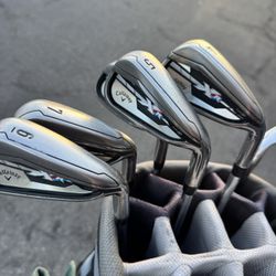 Callaway XR 360 Face Cup Iron Set & Bag