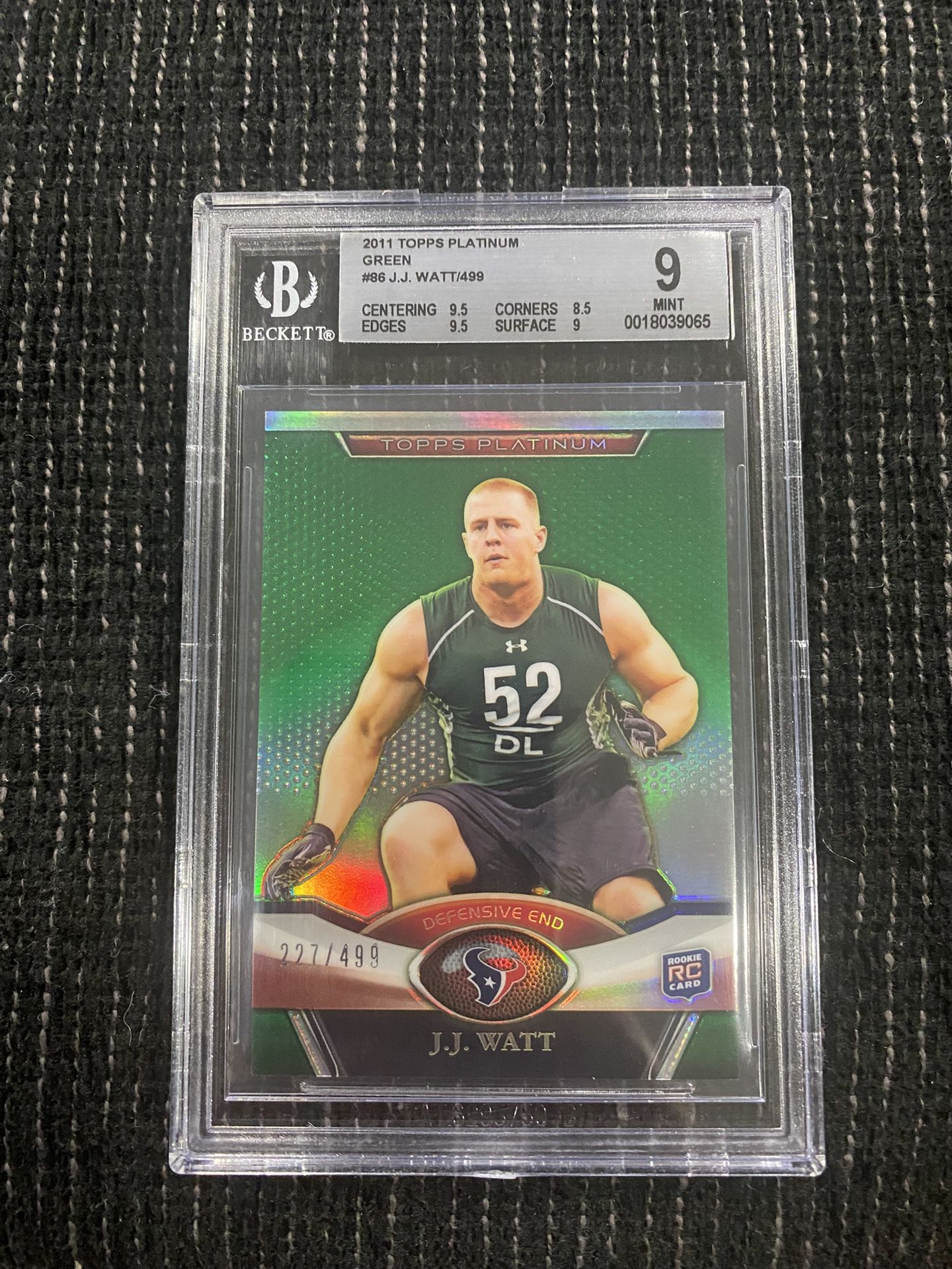 2011 Topps Platinum #86 JJ Watt Green Refractor S/N 227/499 BGS 9