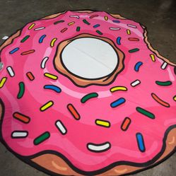 Like New Donut Beach Throw , $25, pick up San Jose CA 