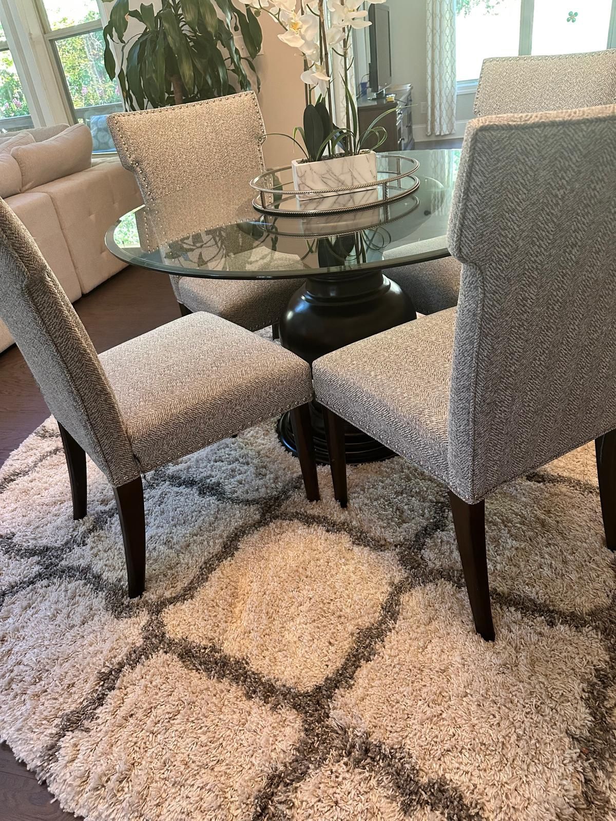 Breakfast Table With Chair