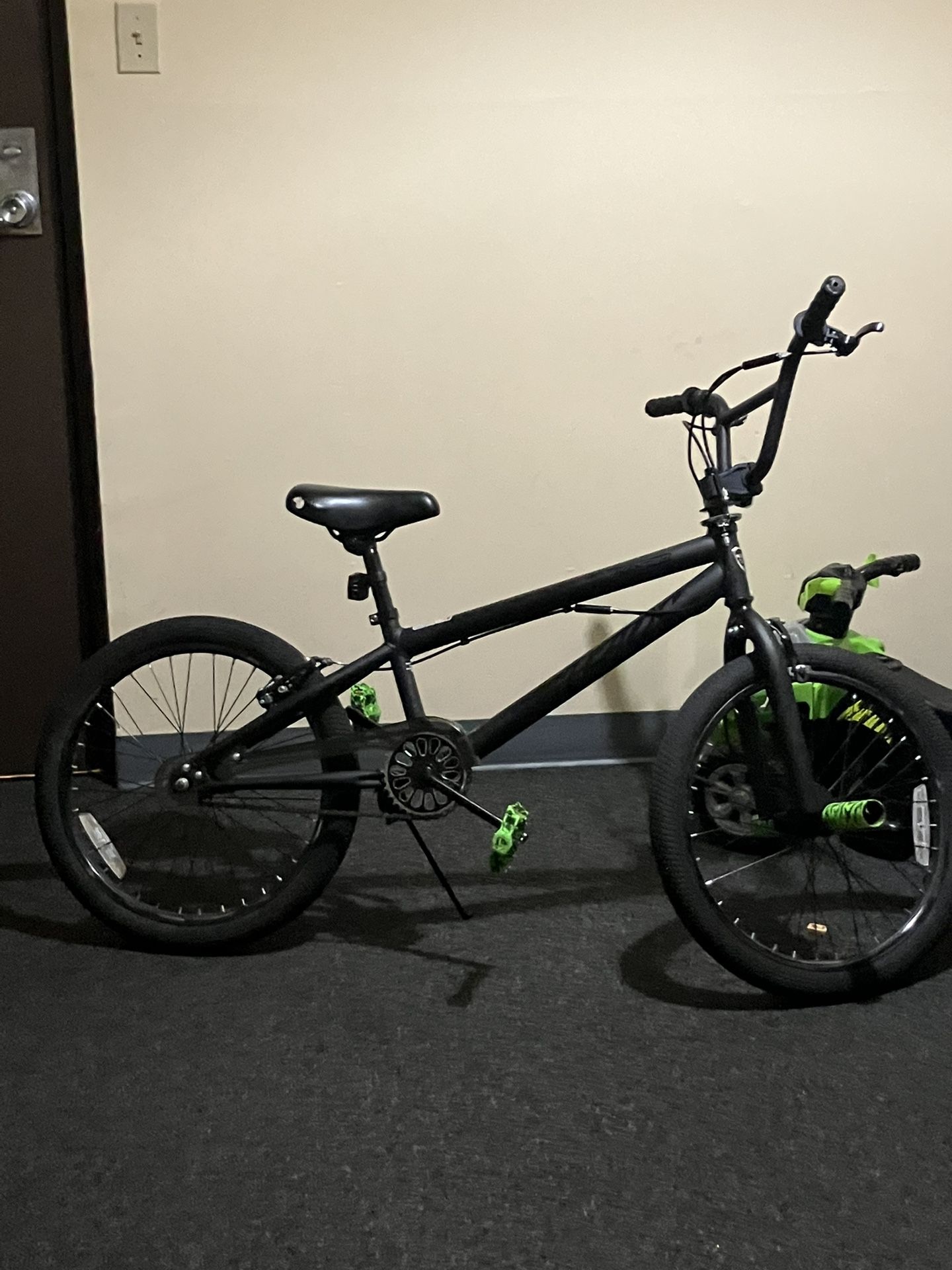 Black And Green Design,BMX 20 Inch