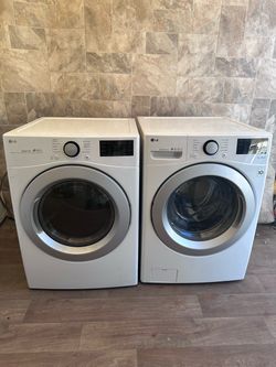 LG washer and dryer laundry