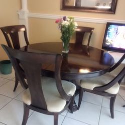 Dining Room/kitchen Table Set 