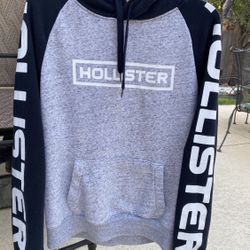 Hollister Sweatshirt - Worn Twice