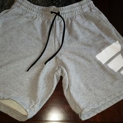 Adidas Superstar shorts size Large 