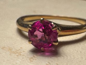 14K Gold Pink Sapphire Solitaire Ring