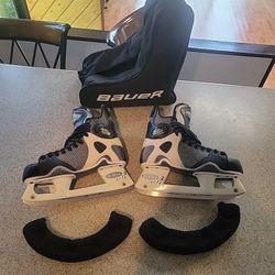 NOS Brand New Bauer Ice Skates Size 9 1/2 With Bag