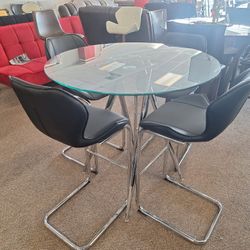 5 Pc. Dining Room Set 