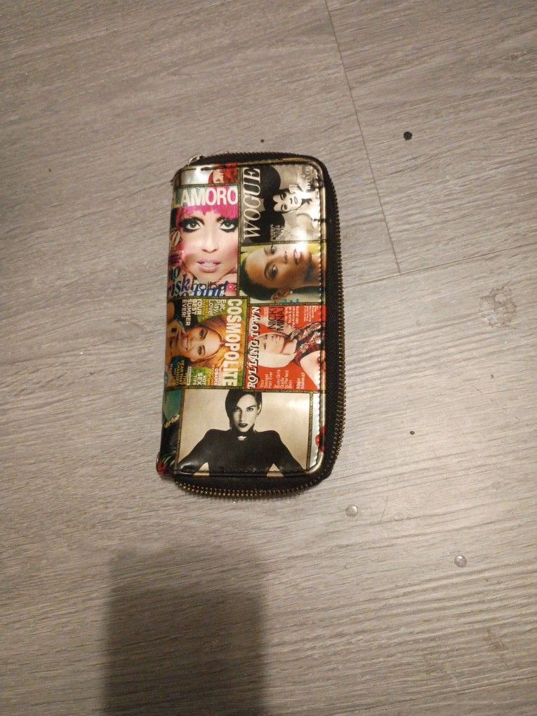Vouge Pocket Book