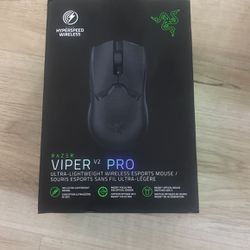 Viper Pro V2 Gaming mouse