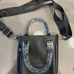 True Religion Mini Black Purse – New with Tags