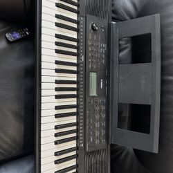 Yamaha Keyboard