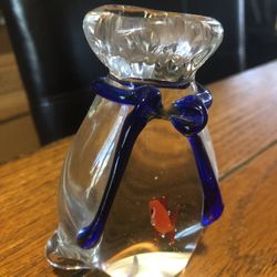 Vintage Goldfish In A Bag Paperweight 4 Inches Tall 