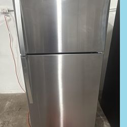 Brand New, Huge, Open-Box Refrigerators $499 Up Now On Sale near
