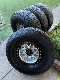 Kmc Ford raptor Ford f150 wheels and tires