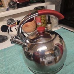 Tea Kettle 