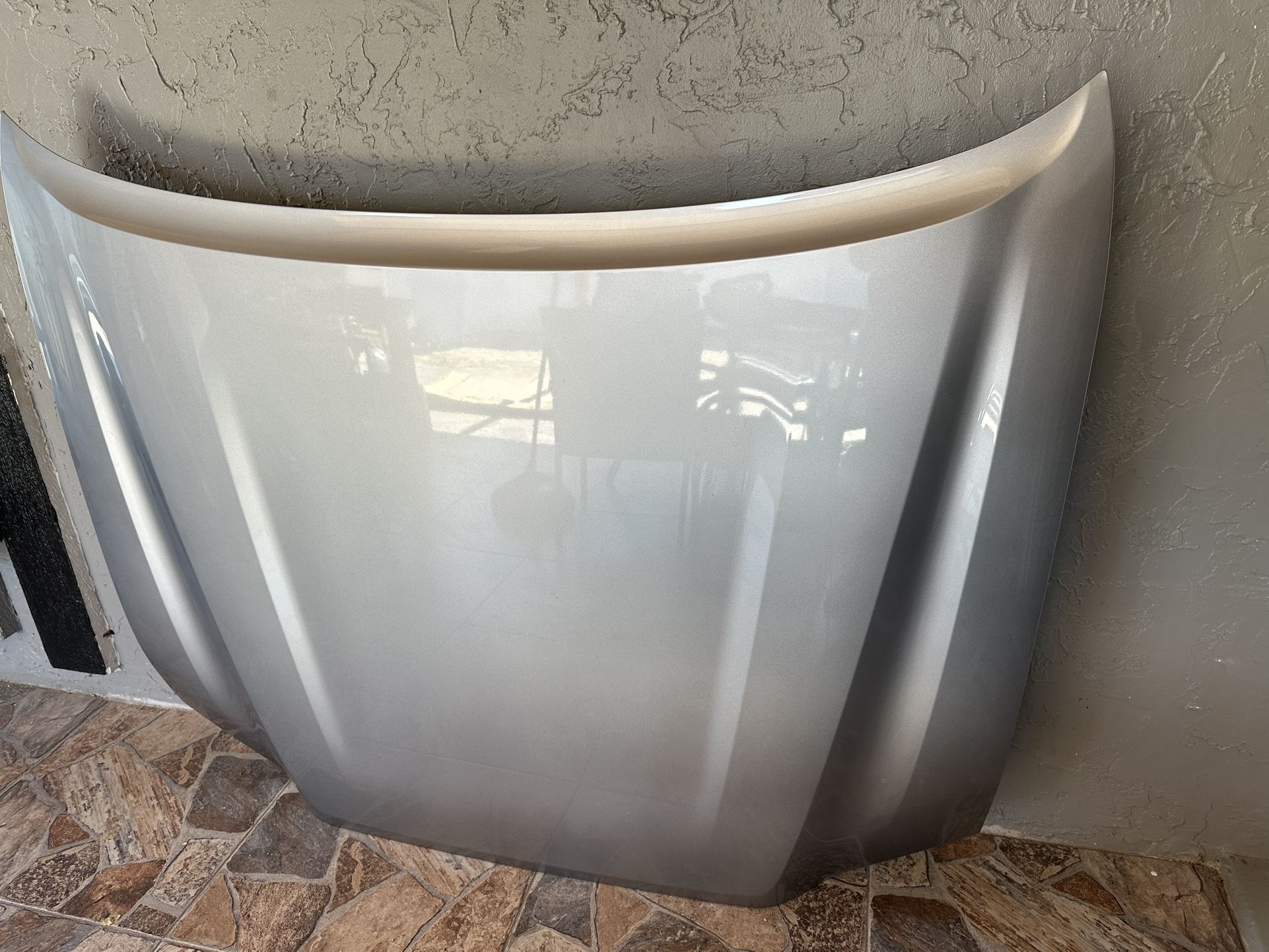 2016-2023 3rd gen Toyota Tacoma OEM hood 