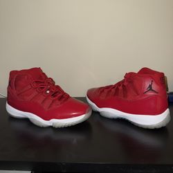 Men’s Jordan 11 Win like 96 size 10