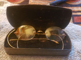 BEAUTIFUL ANTIQUE GLASSES With Case