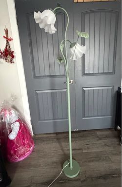 Green plant lamp