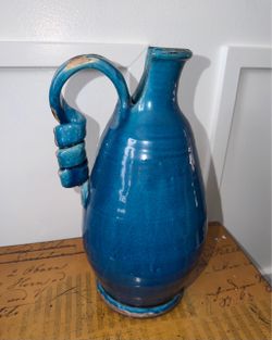 Benzara Round Bellied Tuscan Vase with Coiled Handle Craquelure Blue