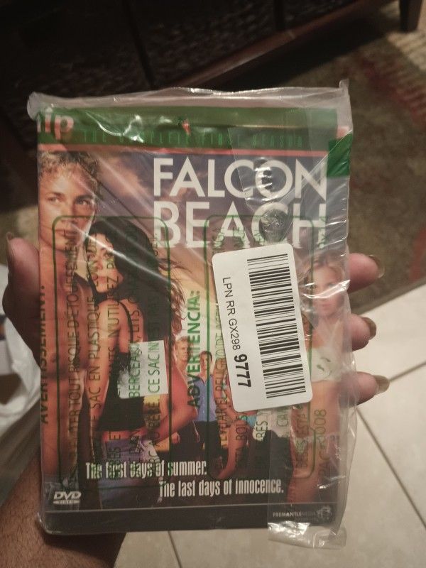 FALCON BEACH - The Complete First Season (DVD, 2007, 4-Disc Set) NEW & SEALED