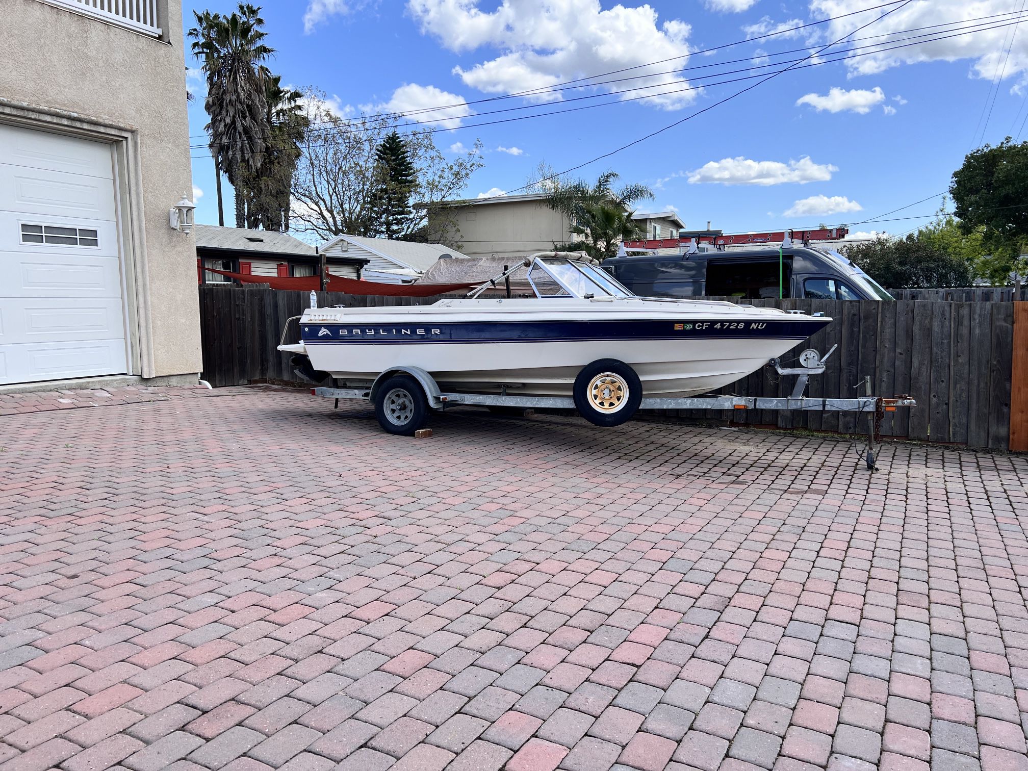 1995 Bay liner 19 foot Inboard Outboard Openbow