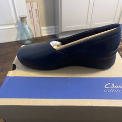 Clark’s Size 8 Women’s Shoes. 
