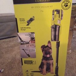 RYOBI ONE HP 18V Cordless Vacuum. BRAND NEW BOX UNTOUCHED BEST DEAL GUARANTEED 