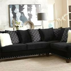 Sectional Tuxedo Black New Can Deliver