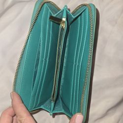 Tory BURCH patent Leather Wallet